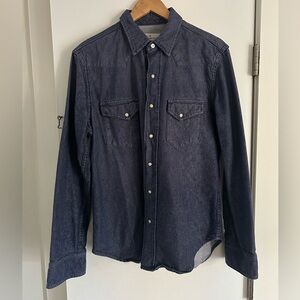 imogene + willie “leo” men’s medium snap button denim shirt.